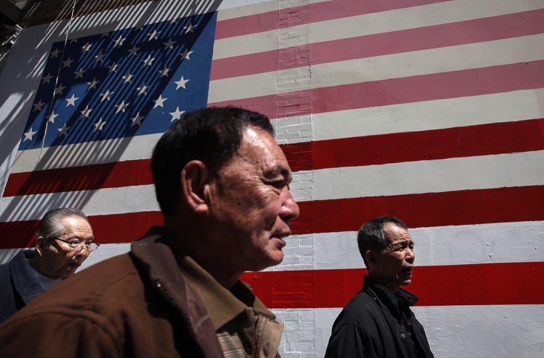 在民族主義情緒激昂的輿論場上，何為「辱國」，如何正視「批評」的看法？