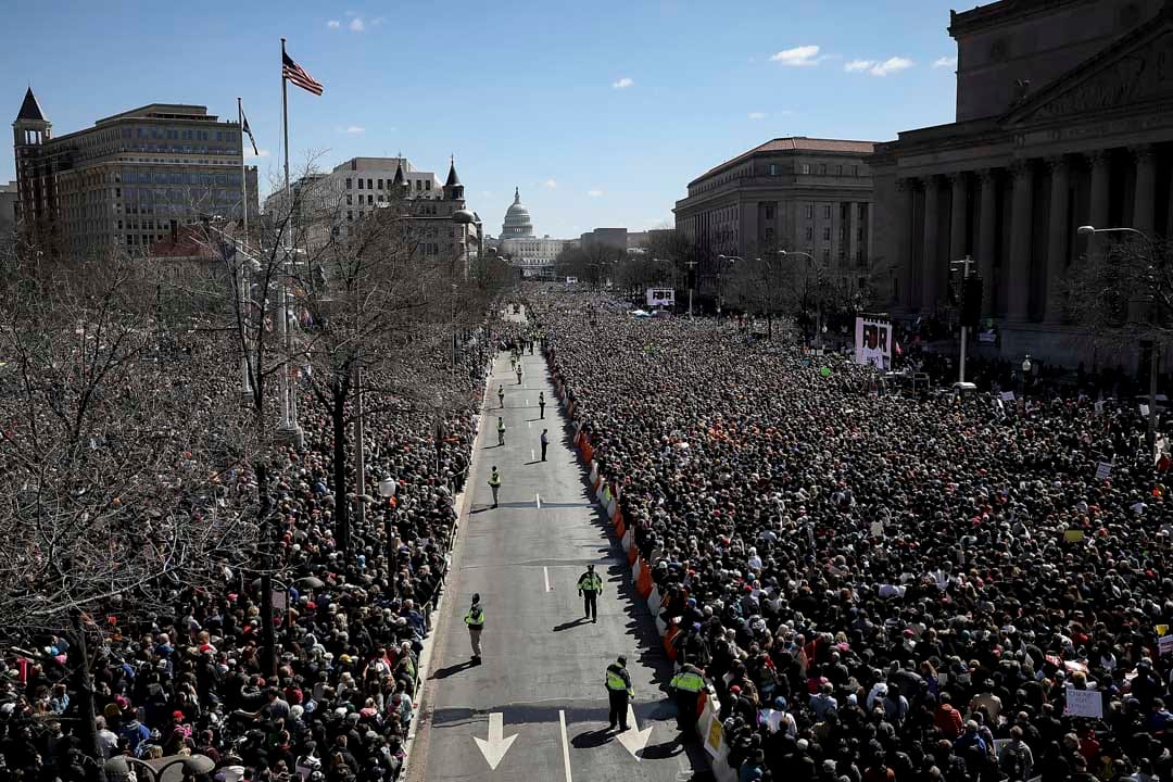 美國首都華盛頓，參與今次「March for Our Lives」集會的50萬名民眾站滿聯結白宮和美國國會大廈的賓夕法尼亞大道。