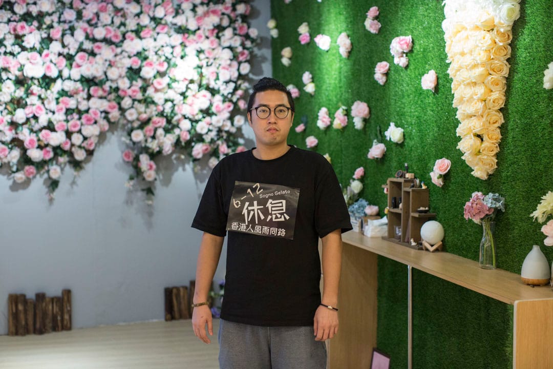 荃湾Sogno Gelato手工雪糕店的店员。