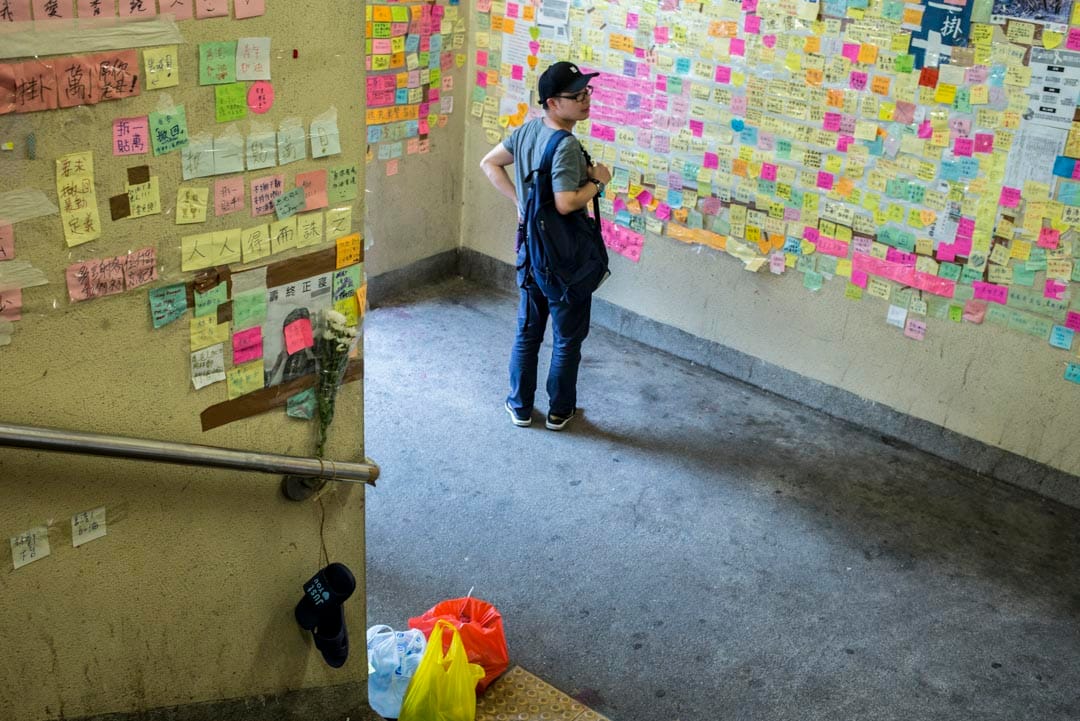 西湾河成安街行人天桥。