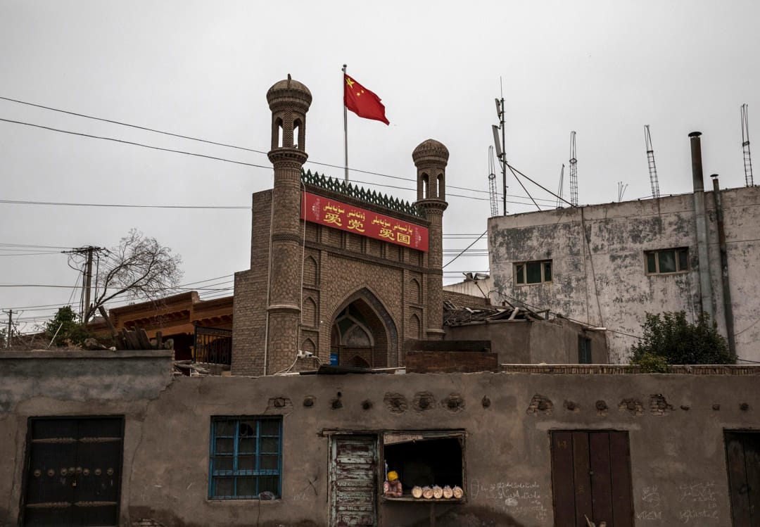 2017年6月28日,中国新疆西部的喀什老城区,一座清真寺。