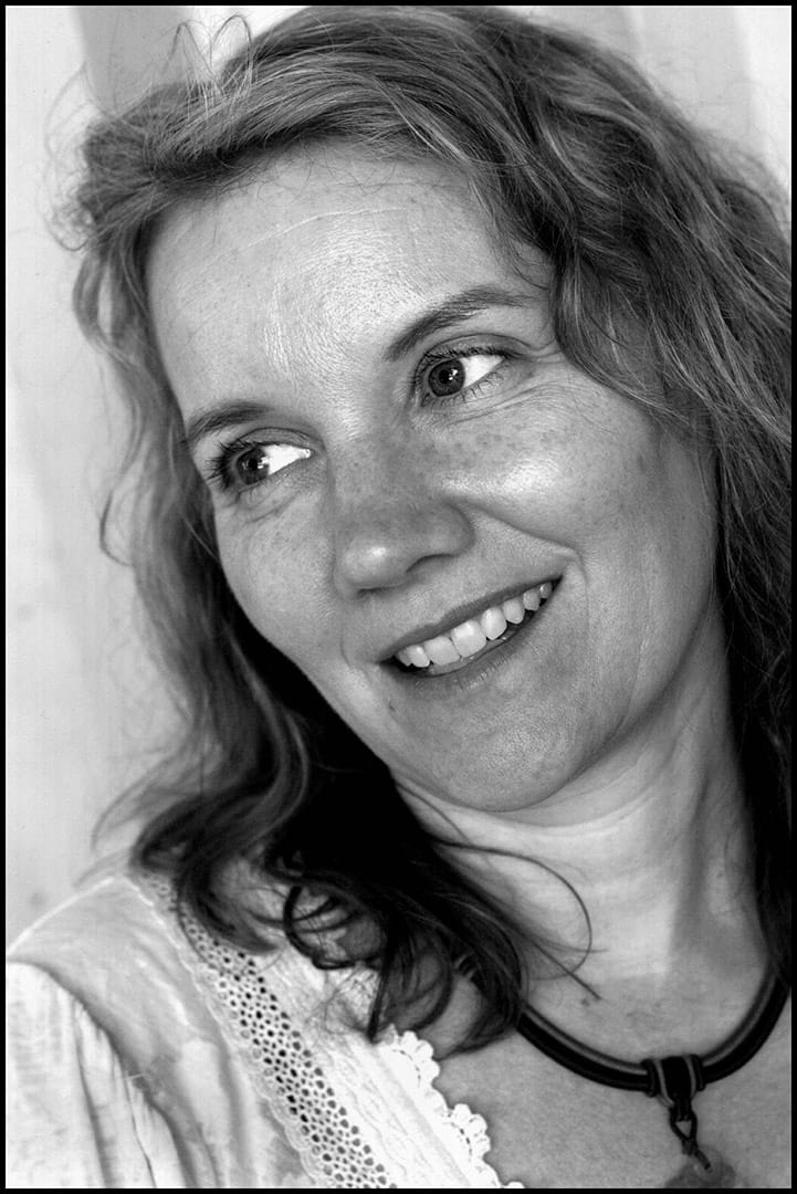 Rebecca Norris Webb。