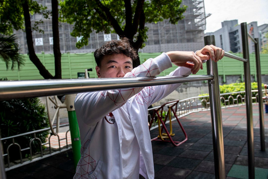 黃俊謙(Skywalk)。