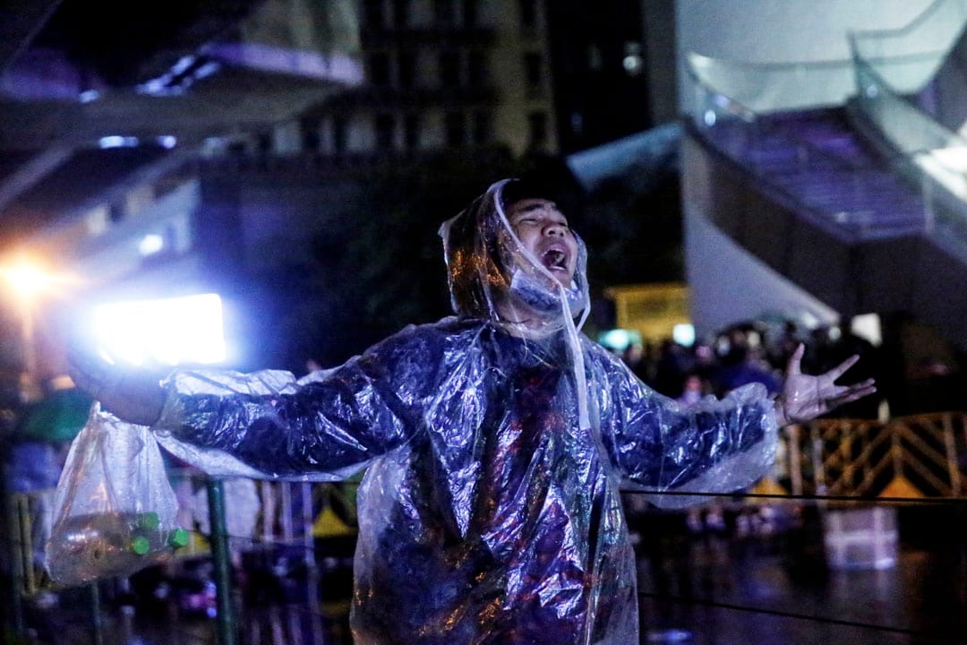 2020年10月16日泰國曼谷，一名抗議者在反政府抗議活動中。