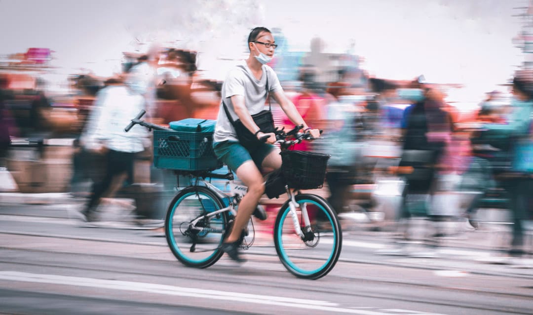 《快车道上的生活》Life in the Fast Lane,我必须向前走,忘记以前,专注未来。一切都会好起来的。