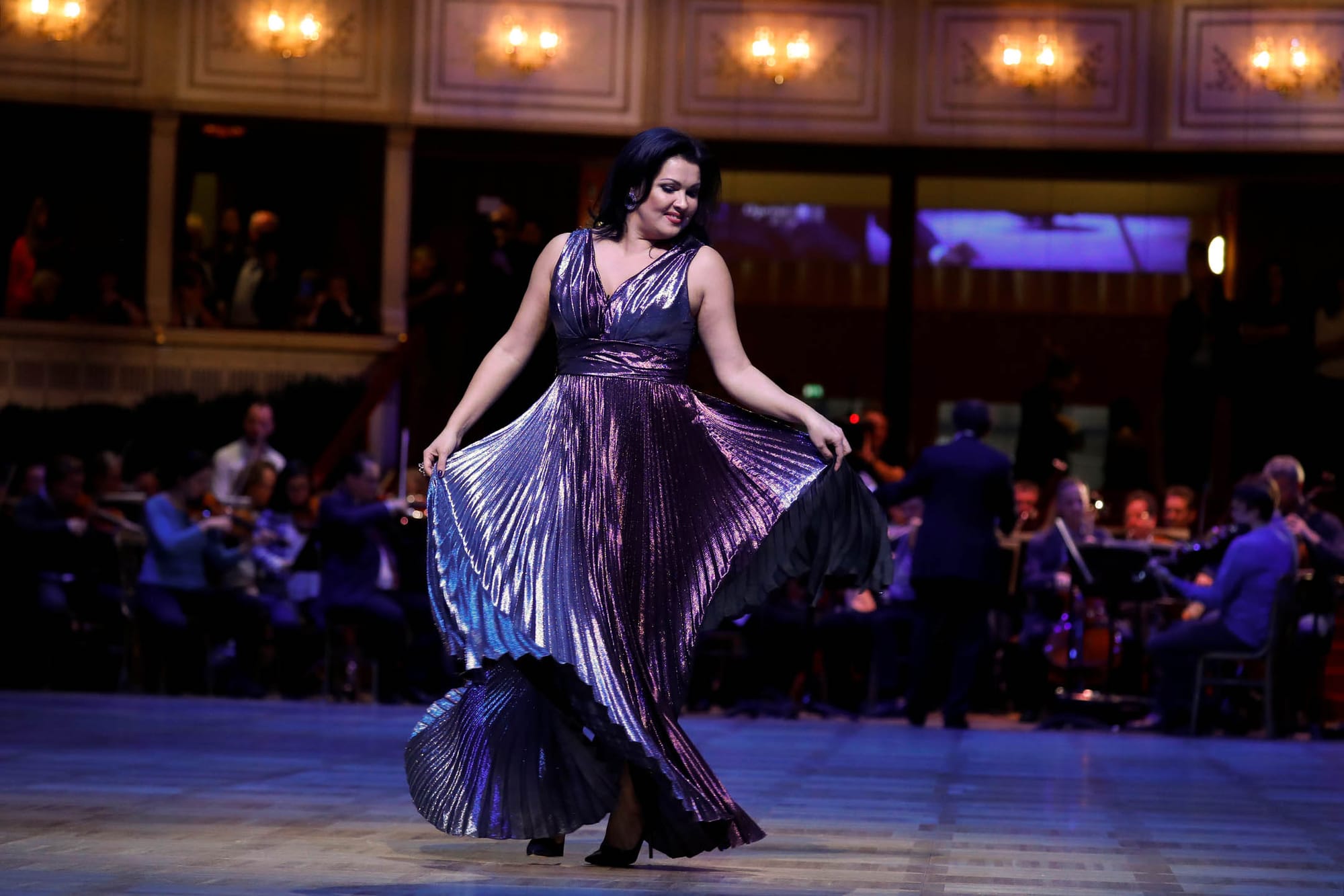 2019年2月27日，女高音歌唱家涅特列布科（Anna Netrebko）於奧地利維也納彩排中表演。