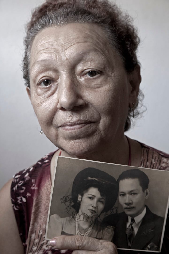 何秋兰 Caridad Amaran。