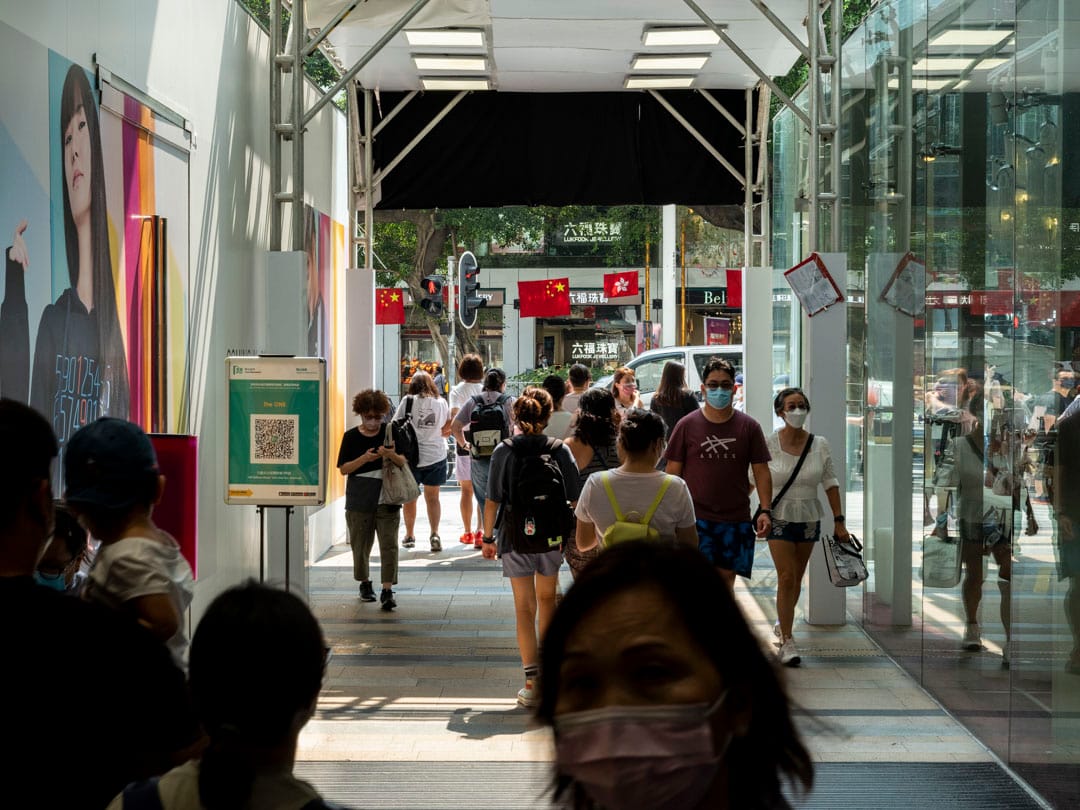 2022年7月29日，尖沙咀一個購物商場的入口處。