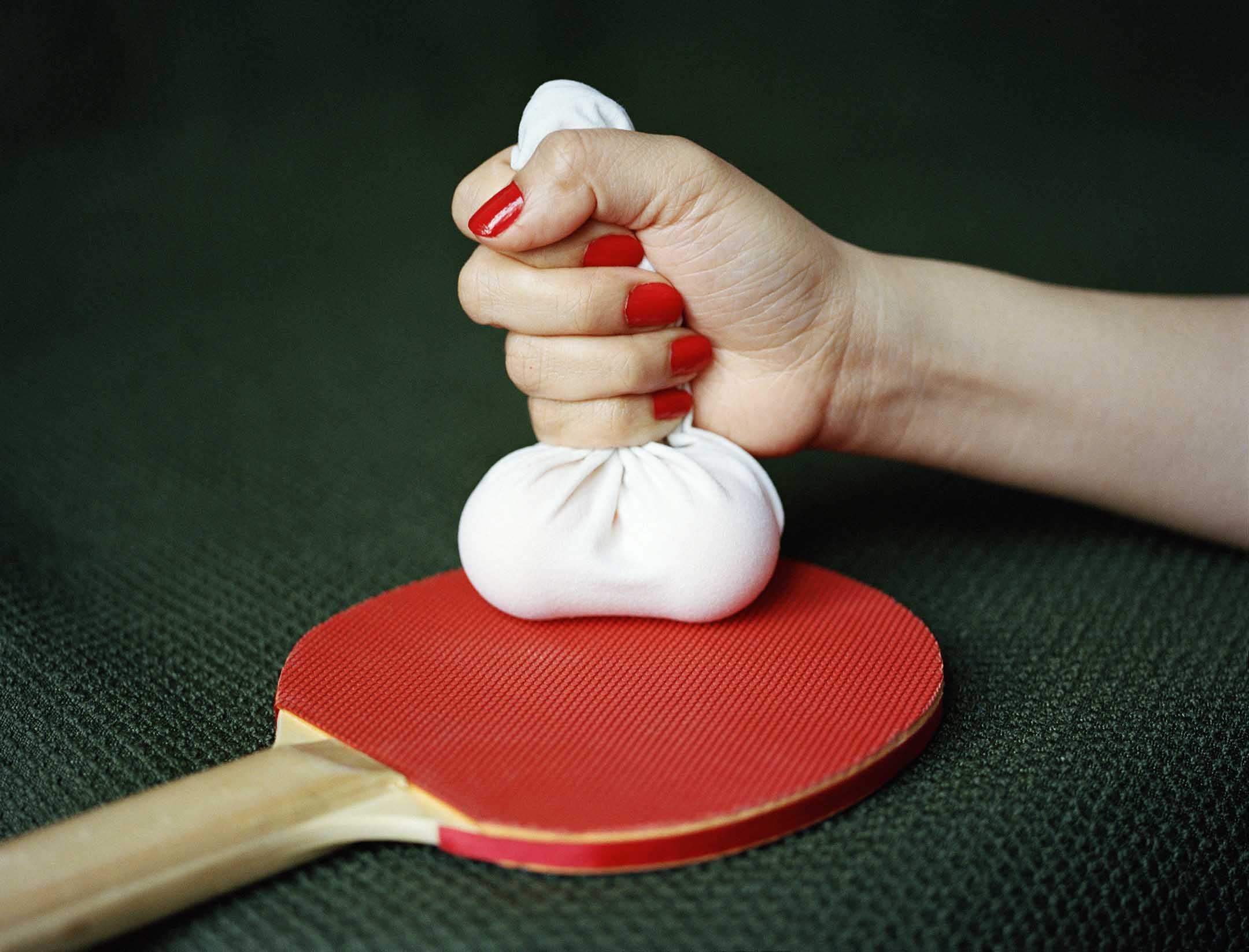 《Ping Pong Balls》 图片由艺术家及刺点画廊提供 