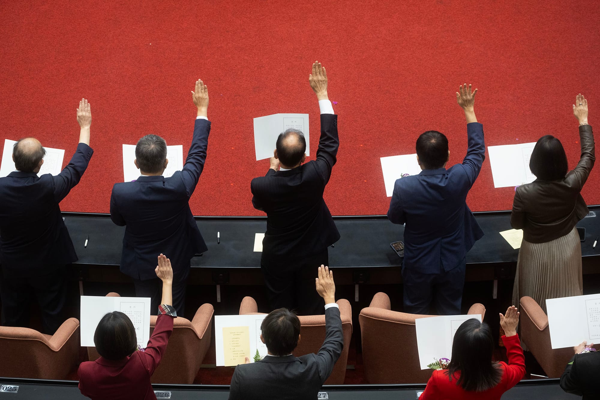 2024年2月1日,立法院,第11届立委今天报到并宣誓就职。摄:陈焯煇/端传媒