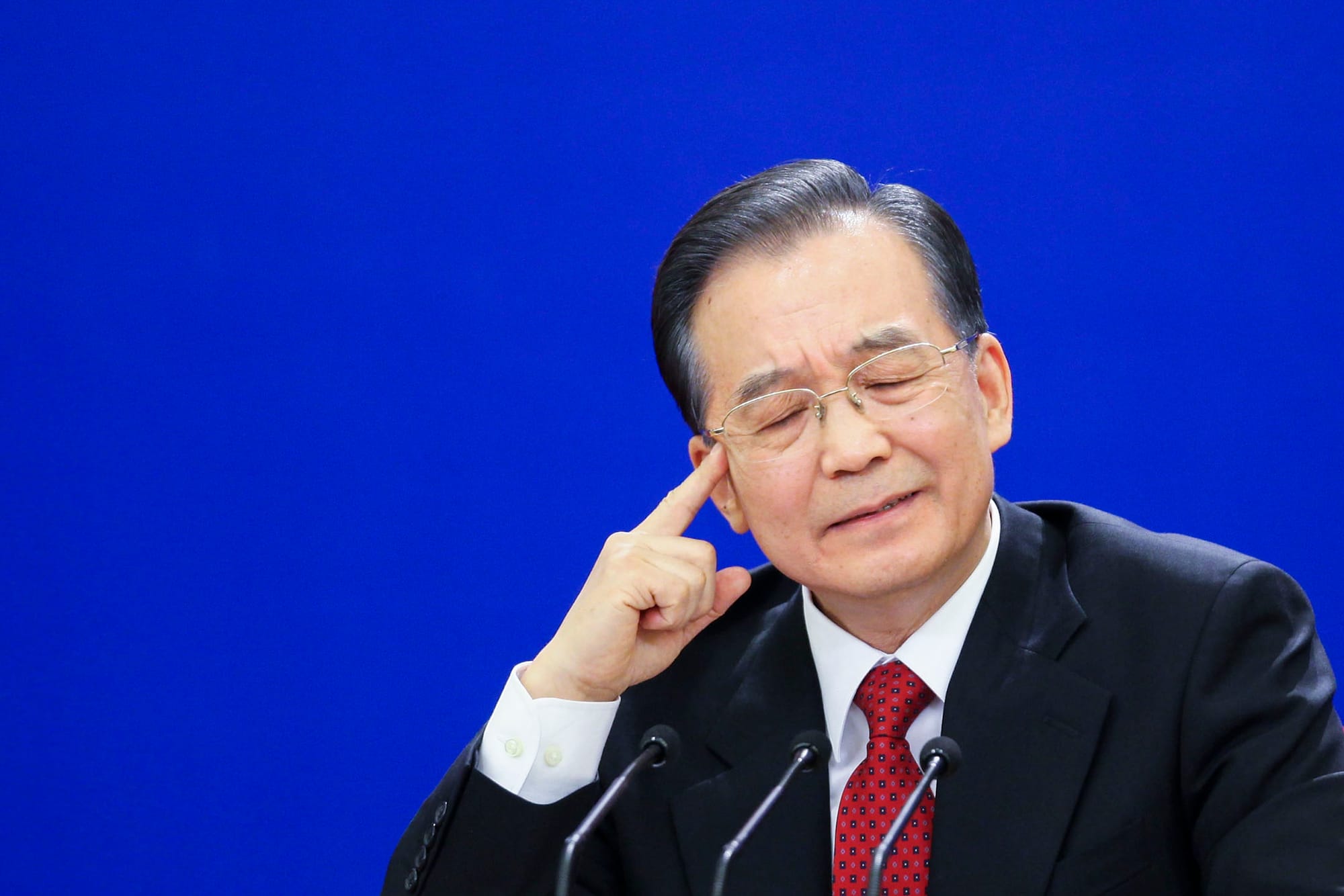 2010年3月14日,中國北京,國務院總理溫家寶在全國人大閉幕記者會上回答問題。攝:Feng Li/Getty Images