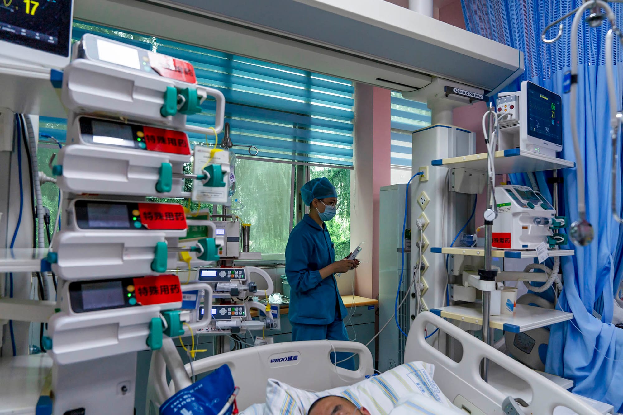 2024年4月5日，湖北恩施，一個加護病房。攝：CFOTO/Future Publishing via Getty Images