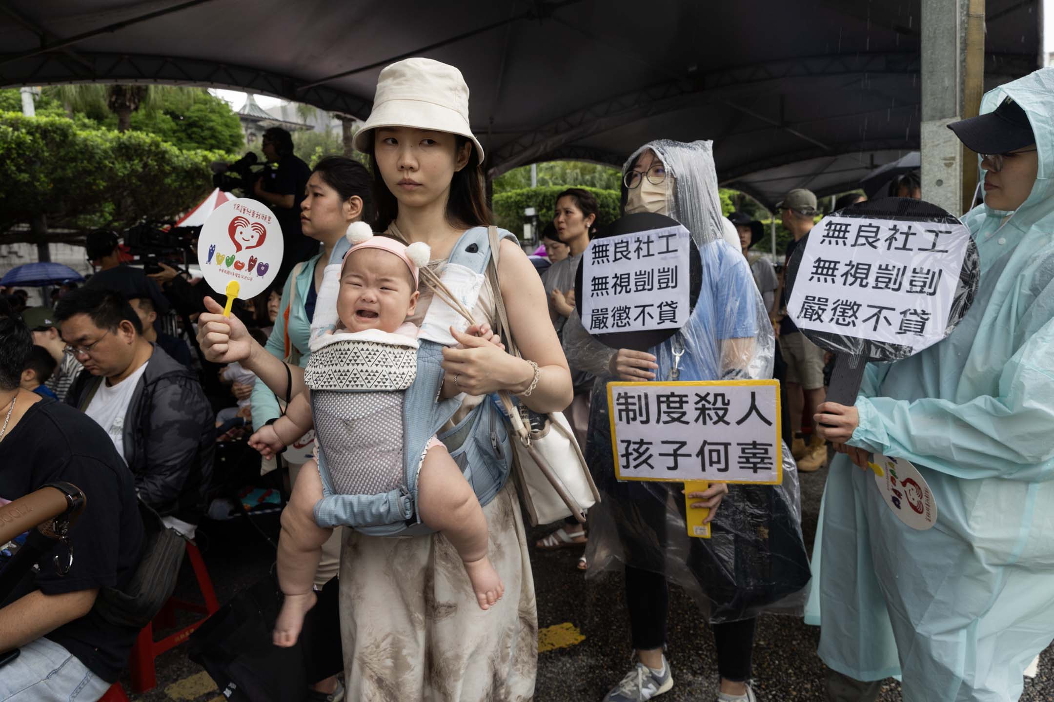 2024年4月27日，台北，兒權會舉行「保護兒童我願意終結兒虐陽光再現」集會。攝：陳焯煇/端傳媒