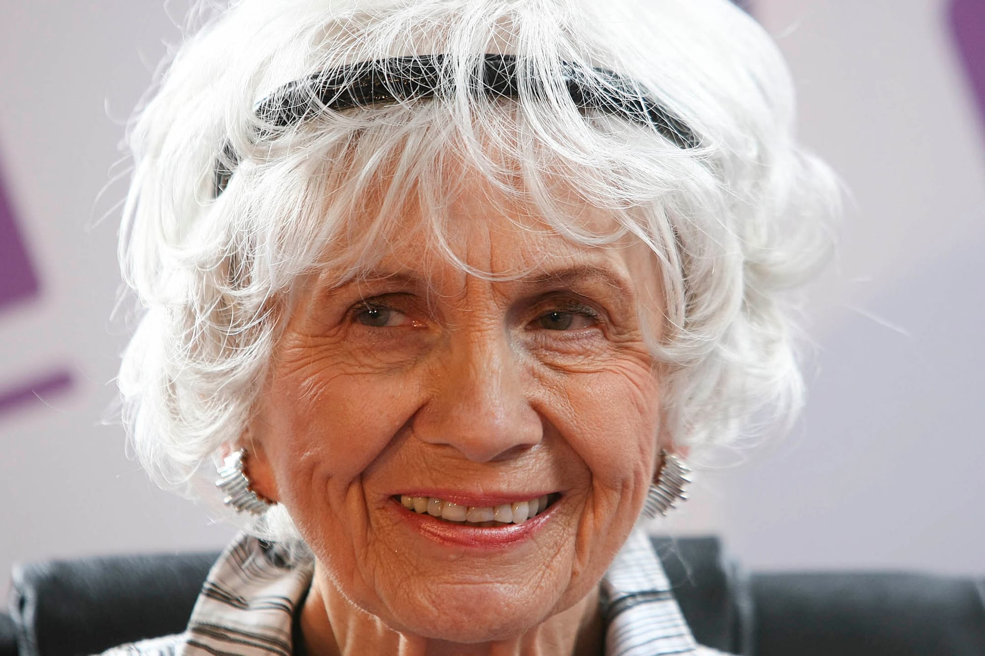 加拿大著名小說家、2013年諾貝爾文學獎得主艾莉絲．孟若（Alice Ann Munro）。攝：Julien Behal - PA Images/PA Images via Getty Images