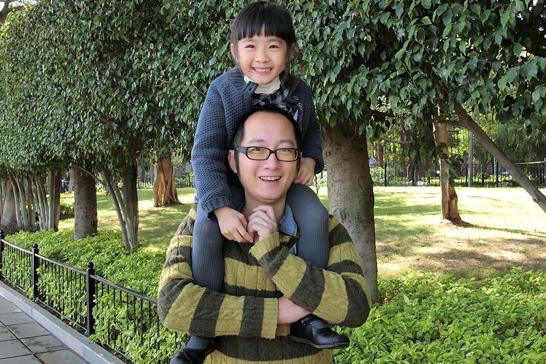 柯佳列与女儿（作者提供）