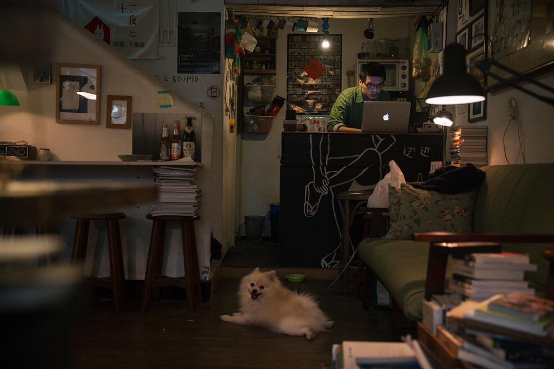 坐落在台北临沂街小巷－边边。摄：Billy H.C. Kwok/端传媒