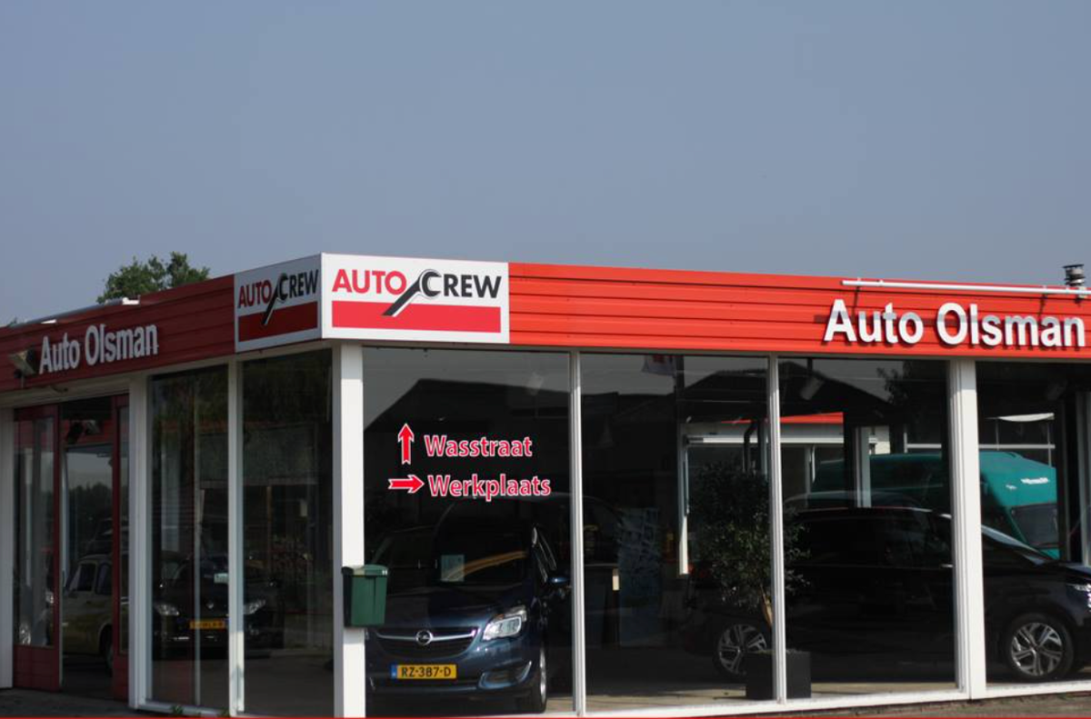 Auto Olsman sluit deuren