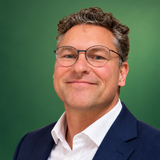 Arjan Schenk vertrekt bij Leasys, ook wissel in top bij CA Auto Bank