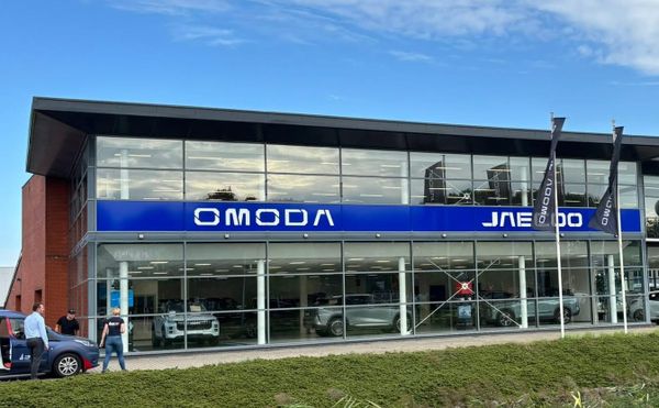 Omoda en Jaecoo breiden uit naar 15 showrooms in Nederland