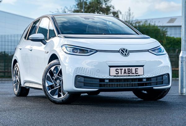 Probleemloze verwerking Volkswagens ID.3, gebruikte Model 3 voorzichtig weer duurder