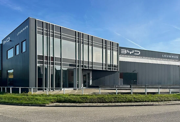 Louwman BYD opent vestiging Den Haag in oude pand Vinfast