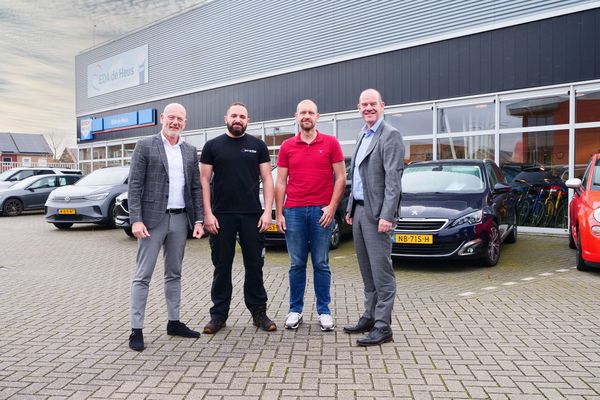 Zeeuw & Zeeuw gaat universeel met overname EDA de Heus