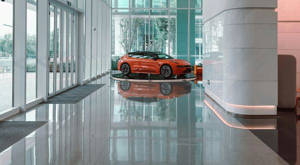 Snelle beurs-exit Zeekr: Geely neemt premium EV-merk volledig over