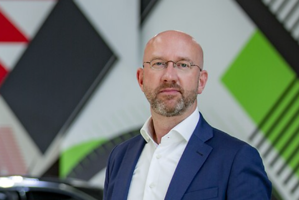 Joost Dekkers verkoopdirecteur Omoda & Jaecoo Nederland