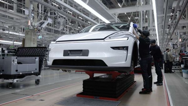 Conflict in Berlijnse Tesla-fabriek escaleert: vakbond doet aangifte tegen directeur