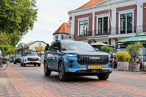 Auto Sturm en Mengelers bij nieuwe lichting Omoda- en Jaecoo-dealers, Dwayne Belfor verlaat organisatie