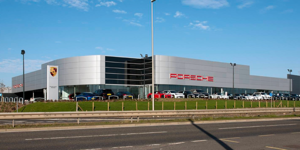 Van Mossel neemt twee Porsche-centra in Schotland over