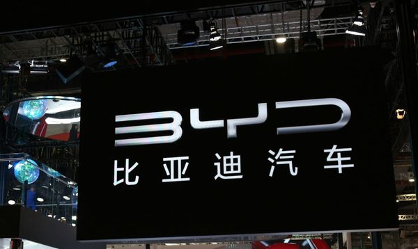 BYD ziet verkoop dalen en onderzoekt productie in Duitsland