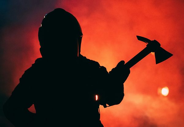 Tientallen auto's verwoest bij grote brand in Bunnik
