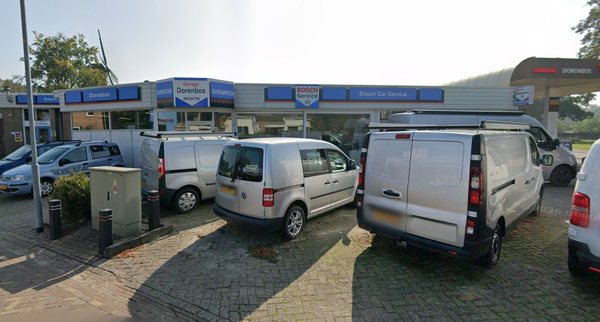 Garagebedrijf Bosch Car Service Dorenbos in Drentse Norg verwoest door brand