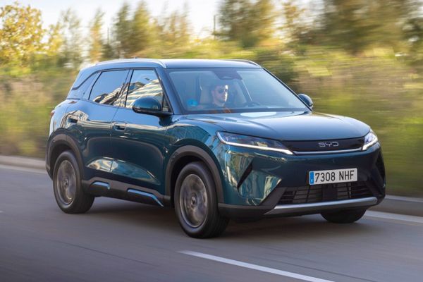 'Europese Commissie wil extra invoerheffingen op Chinese plug-in hybrides'