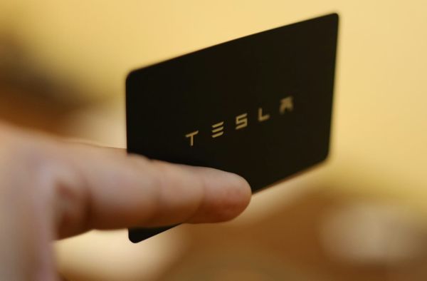 Reuters: Tesla misleidde RDW voor toestemming zelfrijdende auto's