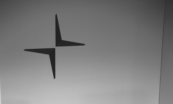 Zelfde fabriek, Zweedse roots en moeder, toch trekt VS vergunning Polestar in en mag Volvo door