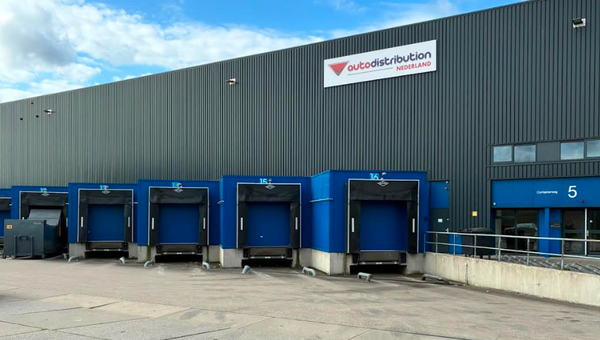 Autodistribution Nederland (PHE) opent derde distributiedepot