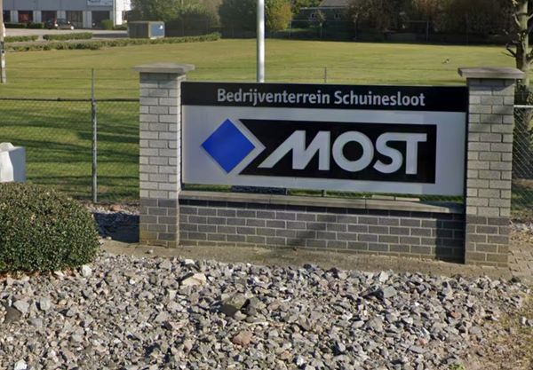 Ondergang Van der Most raakt ook autobedrijf (Update)