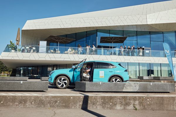 Vinfast 'probeert' het opnieuw: als taxidienst