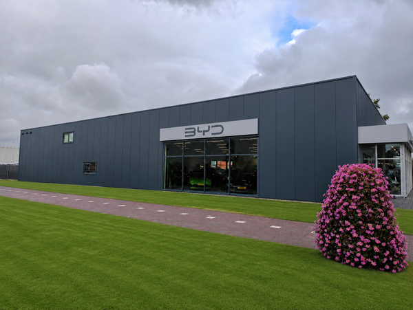 Autobedrijf Kooy BYD-dealer Spijkenisse