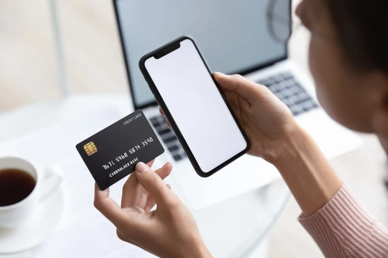 Read 'Mobile Shopping: Global Shift Toward Smartphone-Driven Commerce'