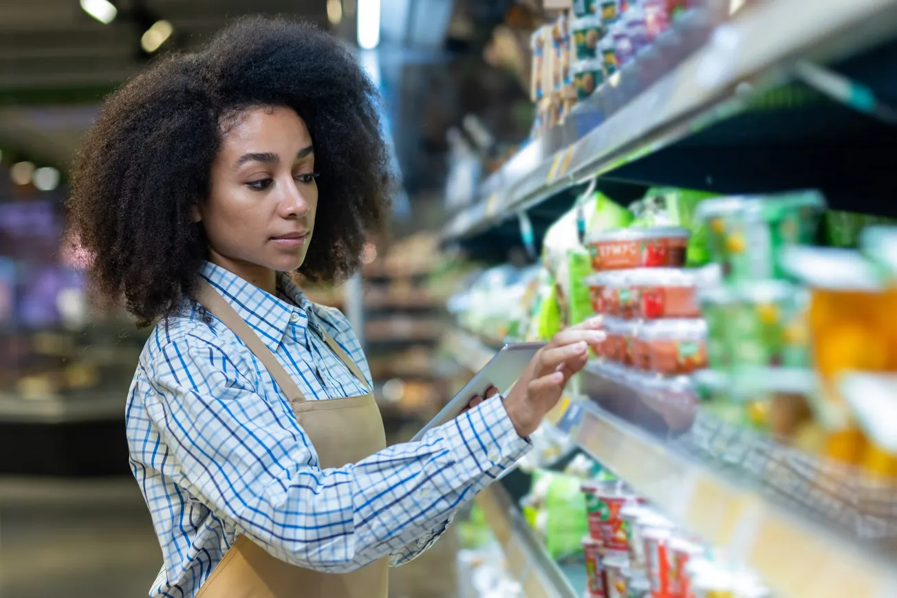 Inside 2025’s Smart Grocery Store Revolution