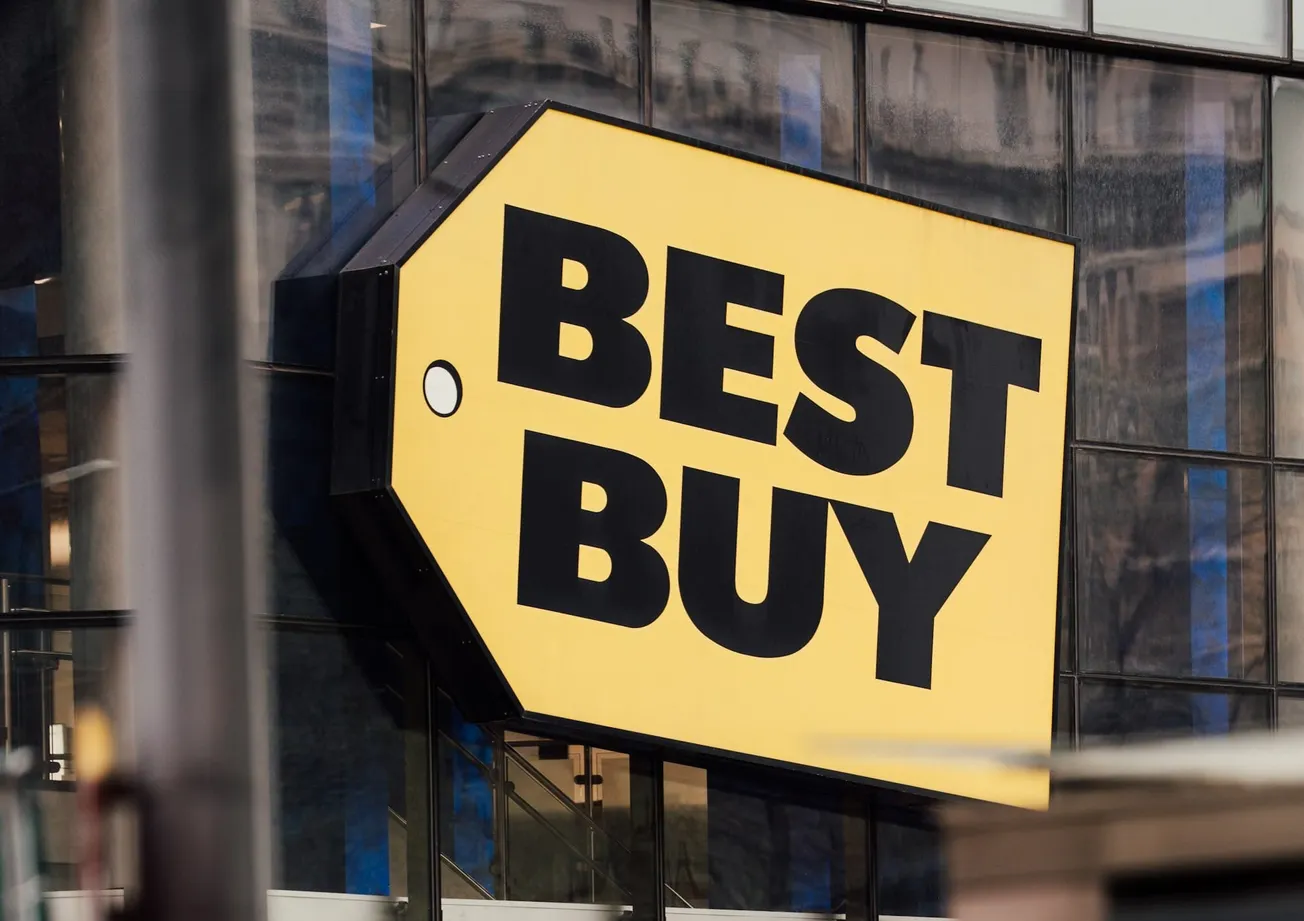 Best Buy Expands Retail Solar Infrastructure in Dynamic Transformation