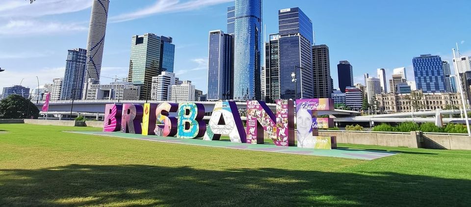 Francis Tiafoe Starts 2026 With Composed Win Over Alexander Vukic in Brisbane
