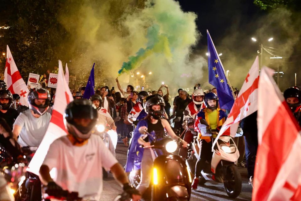 ［新视频］世界苦茶04月30日新闻 | 44条 | 美英法斡旋推动以哈达成协议