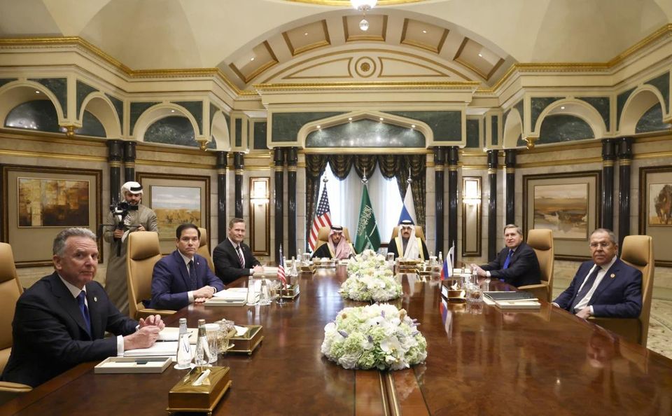 世界苦茶02月19日新闻 | 37条 | 特朗普称俄乌战争为乌克兰发起