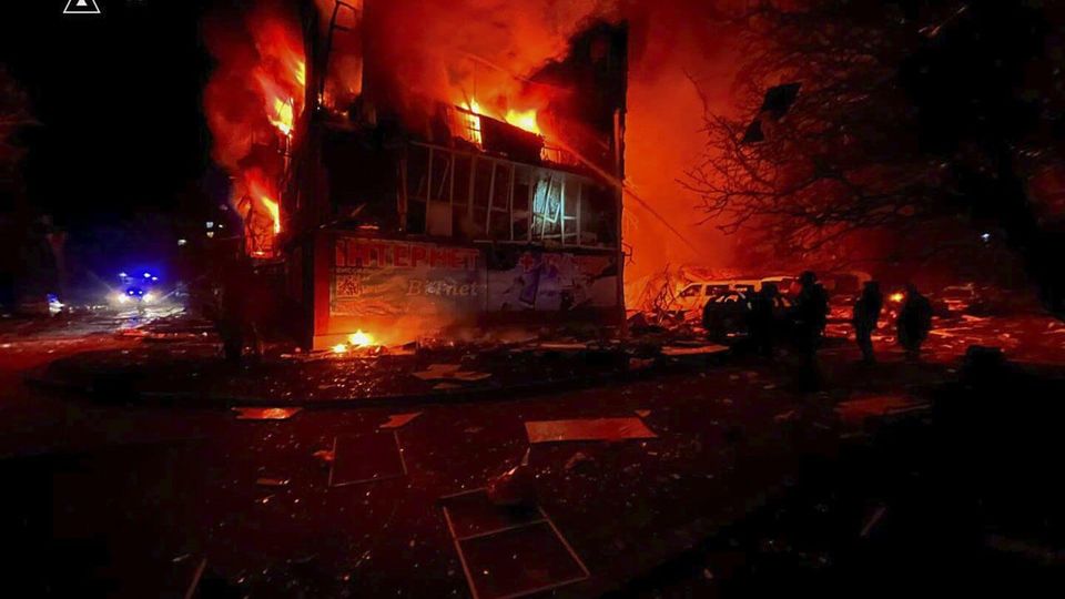 世界苦茶03月09日新闻 | 37条 | 马斯克据报与卢比奥严重争执