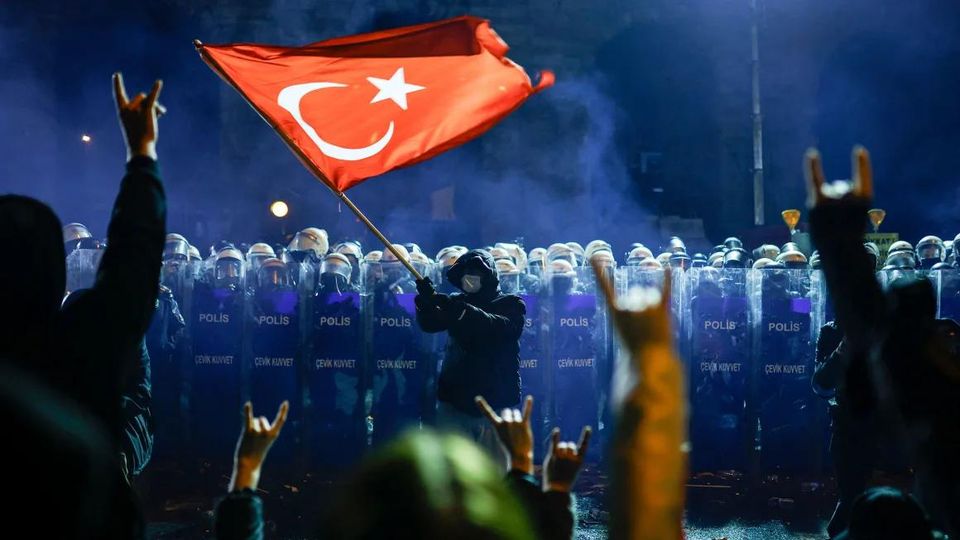 世界苦茶03月24日新闻 | 37条 | 香港基本法23条一周年