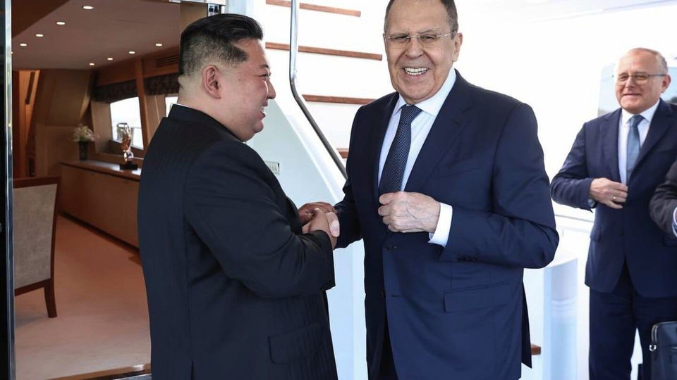 世界苦茶07月13日新闻 | 32条 | 特朗普宣布对欧盟墨西哥征收30%关税